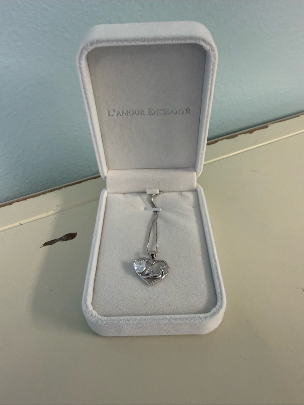 S925 Sterling Silver Cat Heart Necklace with Cubic Zirconia – New in Gift Box 18